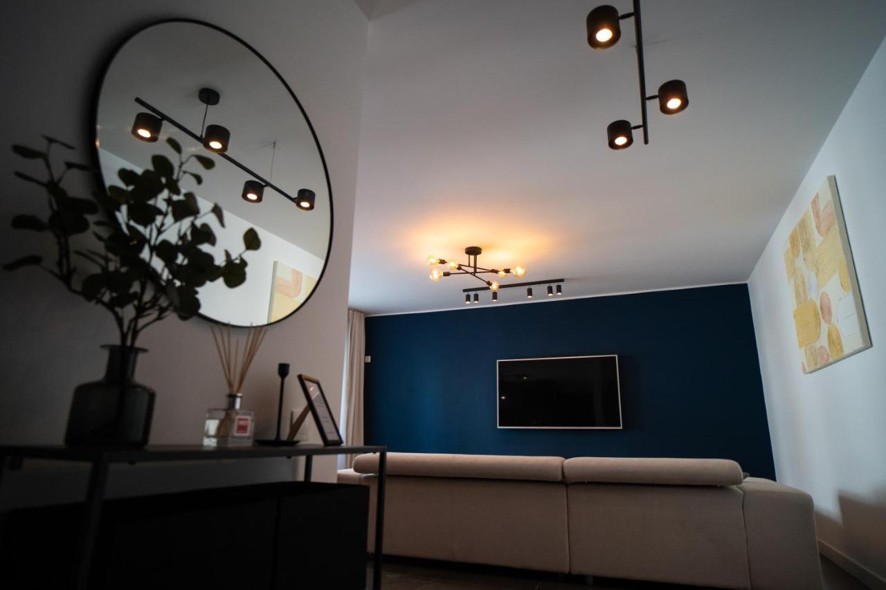 Chill Vibes Apartment Braşov Esterno foto