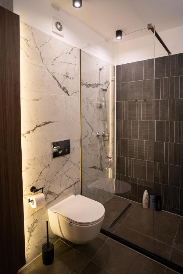 Chill Vibes Apartment Braşov Esterno foto